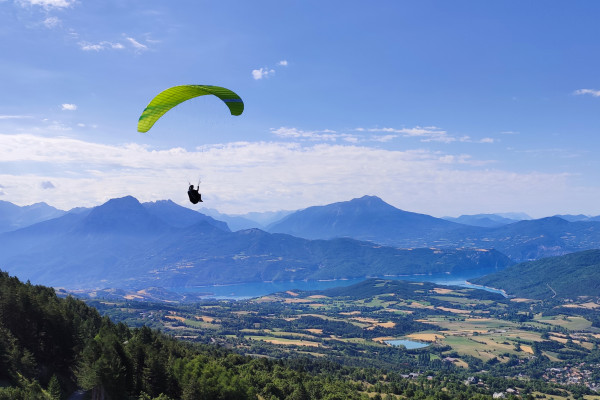 Panorama depuis les hauteurs de Serre Michel