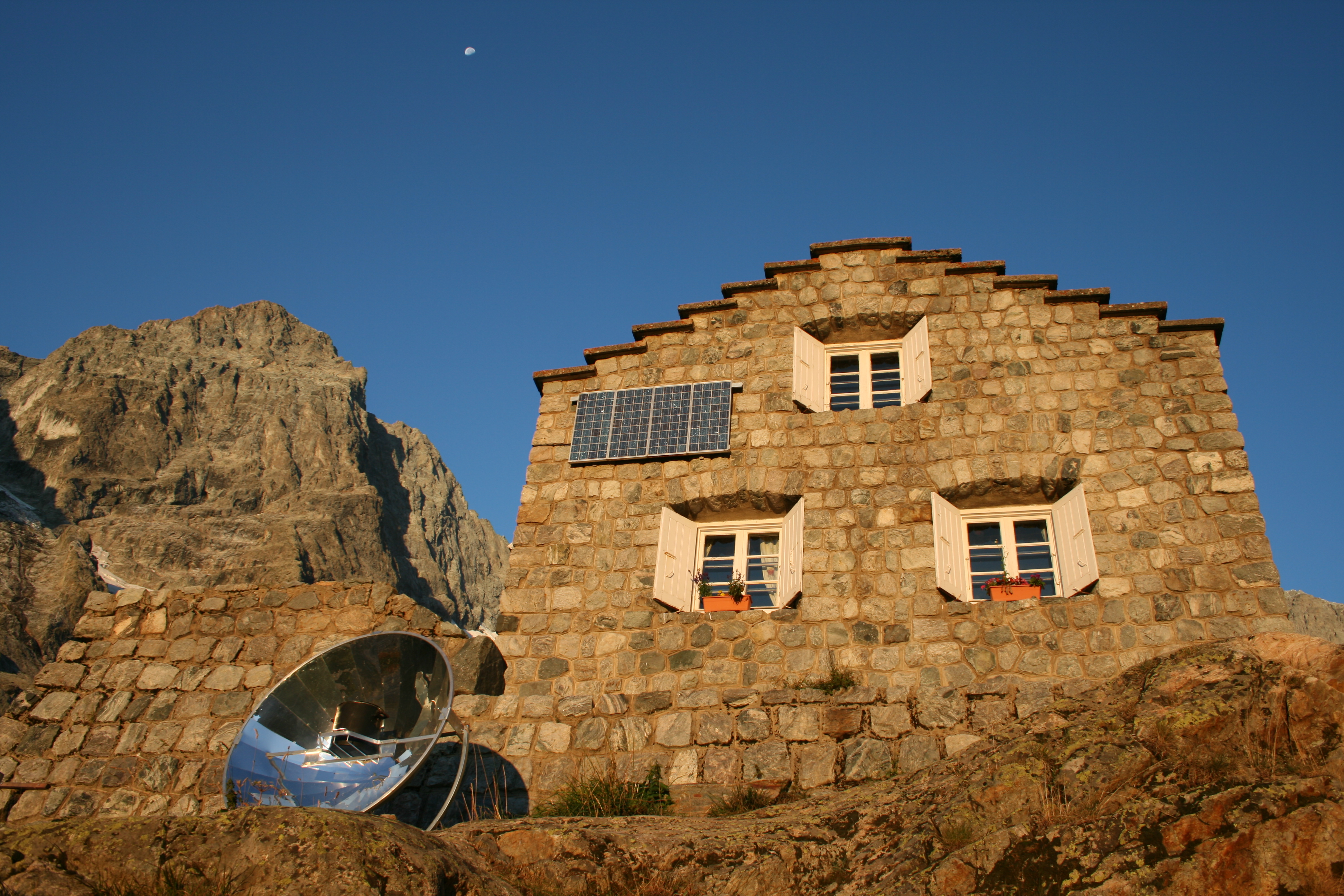 Le refuge sous les rayons du soleil