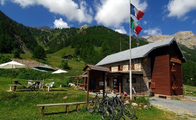 dormire rifugio Névache vallee stretta