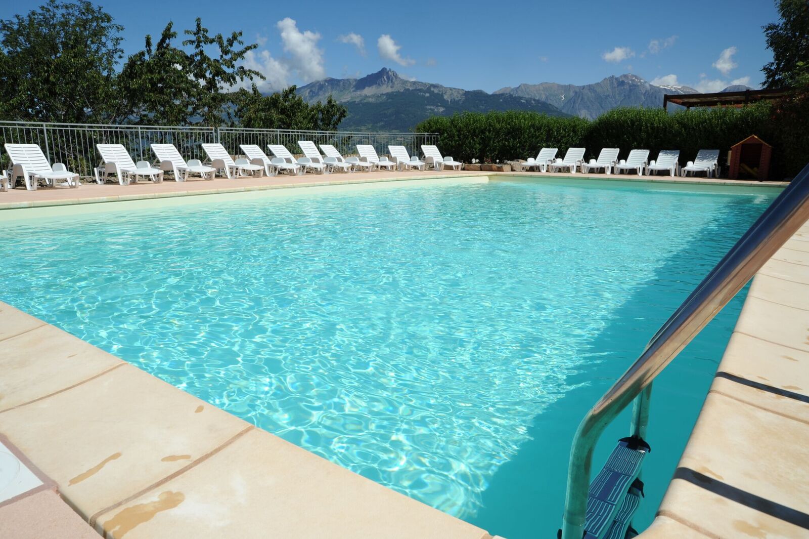 Camping La Palatrière - Le Sauze du Lac Serre-Ponçon