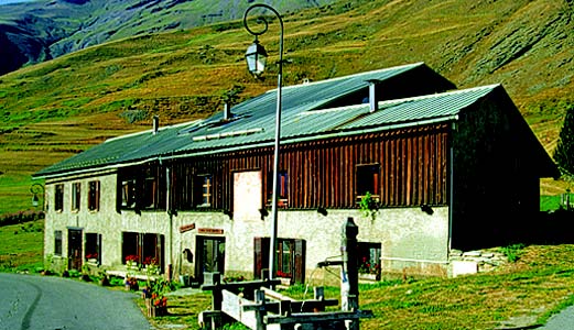 Extérieur du Chalet Alpage Tangente l'été