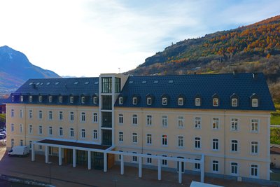 garrigae caserne de briancon & spa facade exterieure 1 serre chevalier