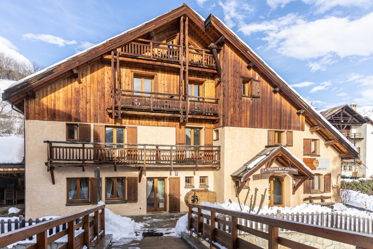 Extérieur du gîte auberge