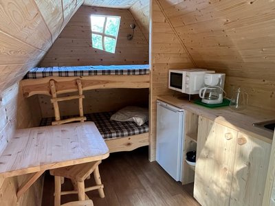 Camping les écolodges des 3 lacs : Hébergements insolites._Rochebrune