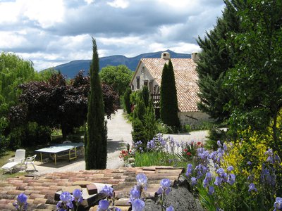 Un mas provençal transformé en chambres d'hôtes