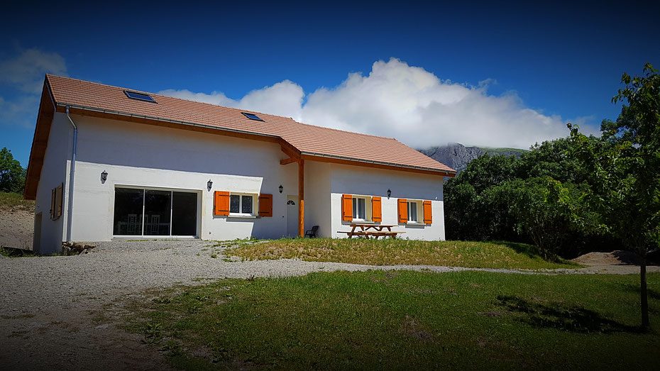 Vue extérieure de la chambre d'hôtes "Les Claissereaux", Dévoluy, Hautes-Alpes