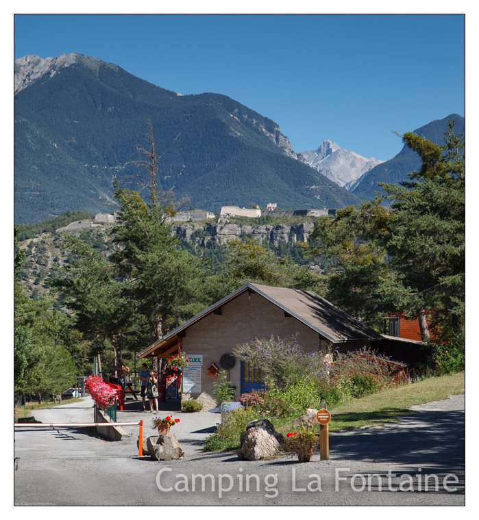 Intérieur camping en été