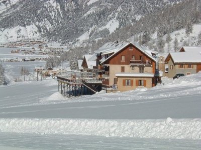 Vue Hiver -Hôtel La Cascade Ceillac