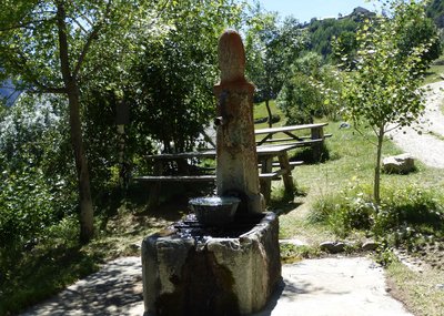 Fontaine des Escoyères