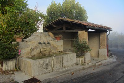 Fontaine et lavoir