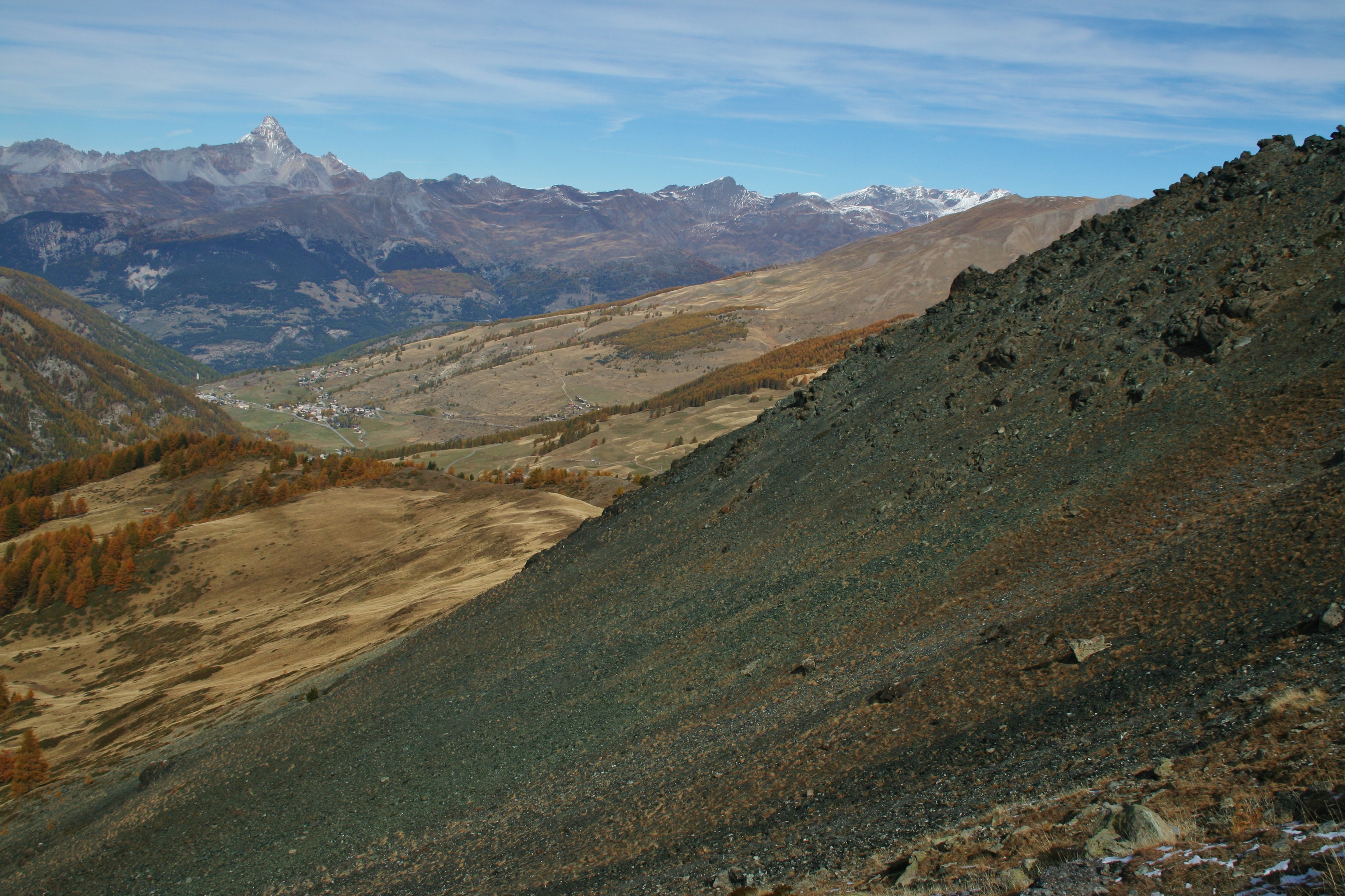 Vue depuis le pied du pic de Cascavelier