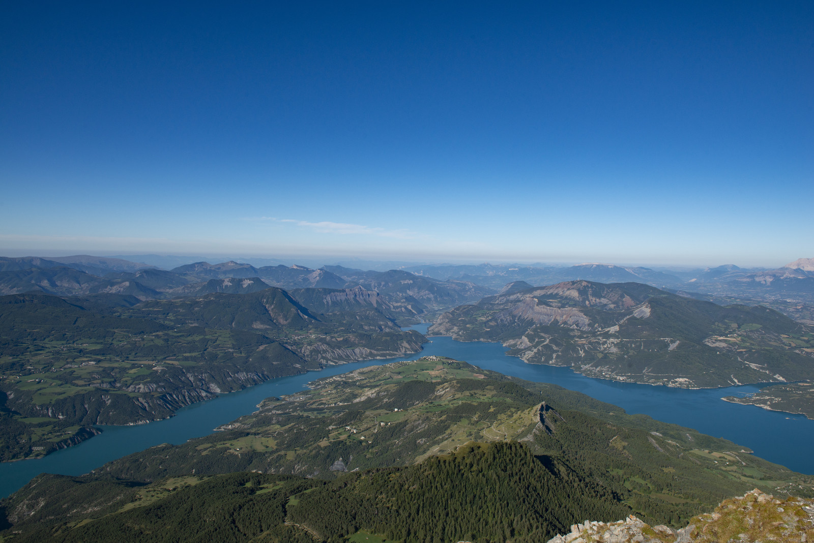 Vue depuis le sommet du Morgon