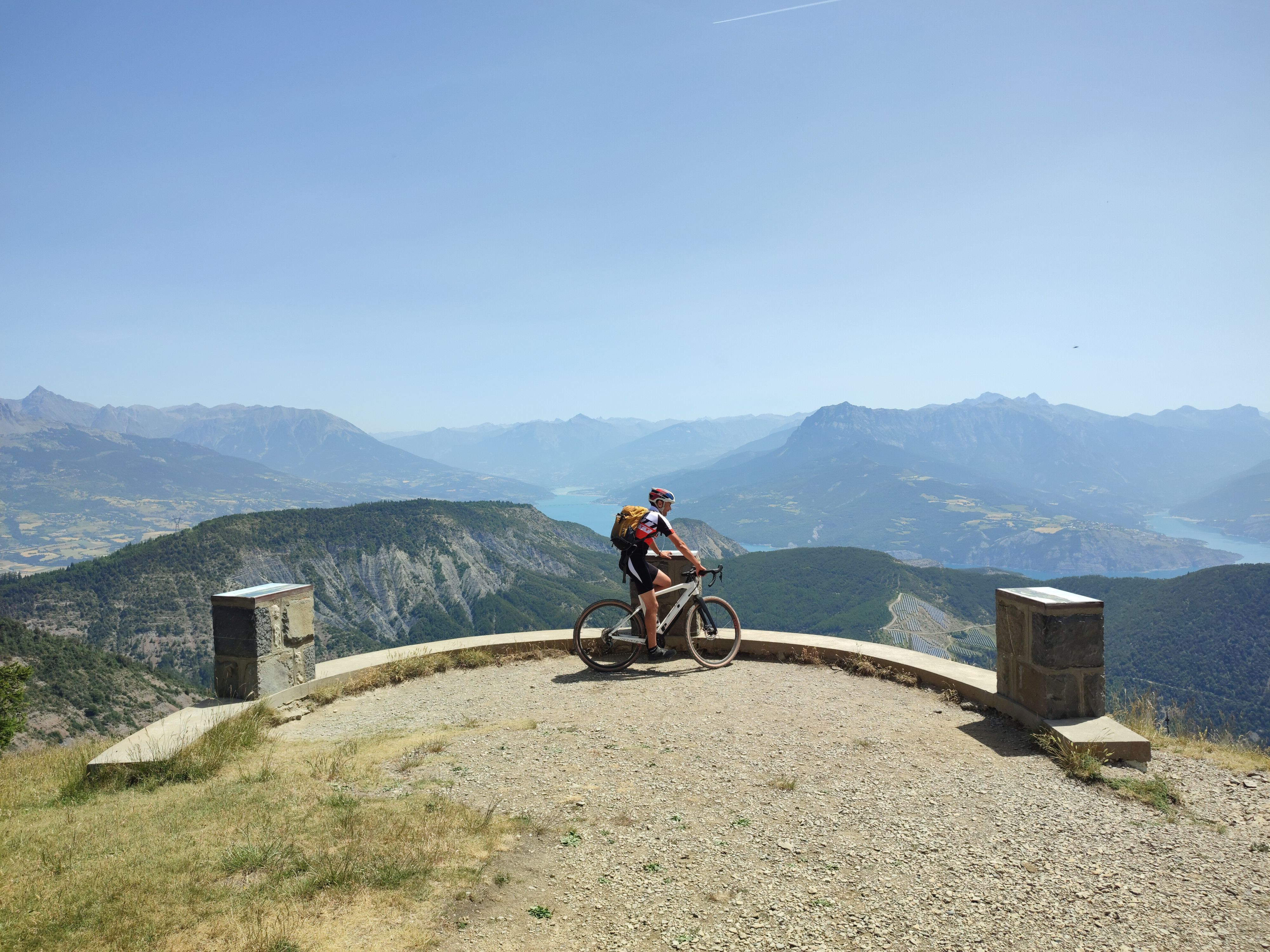 Le Lac depuis les sommet du Mont Colombis