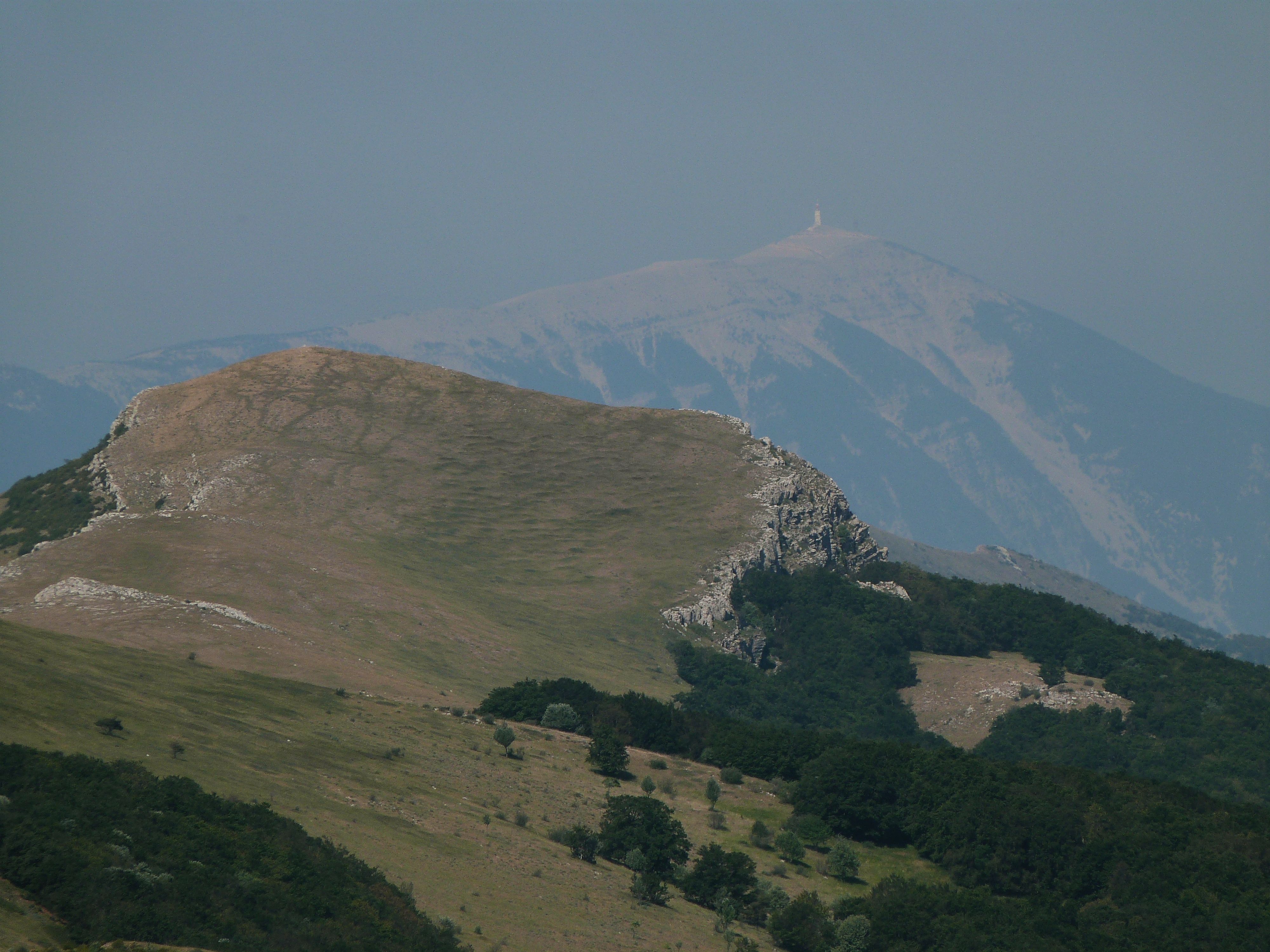 Vue depuis la crête de l’Âne, point culminant du circuit