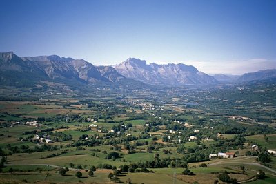 Le bocage du Champsaur vu du Puy de Manse