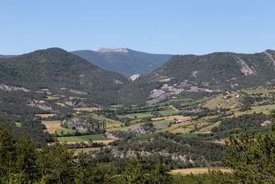 Point de vue sur les alentours d'Étoile Saint-Cyrice