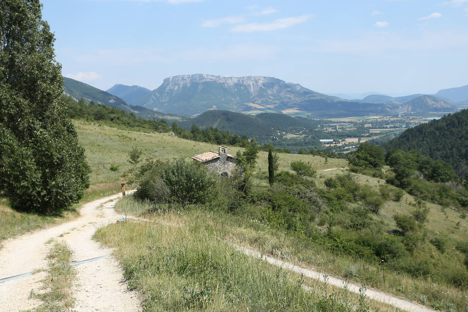 Chapelle de Saumane et vallée du Buëch