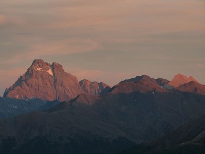 Panorama sur le Mont Viso depuis le lac du Grand Laus