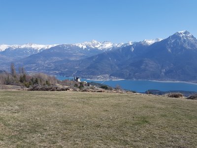 Lac de Serre-Ponçon - Eglise de Saint-Apollinaire