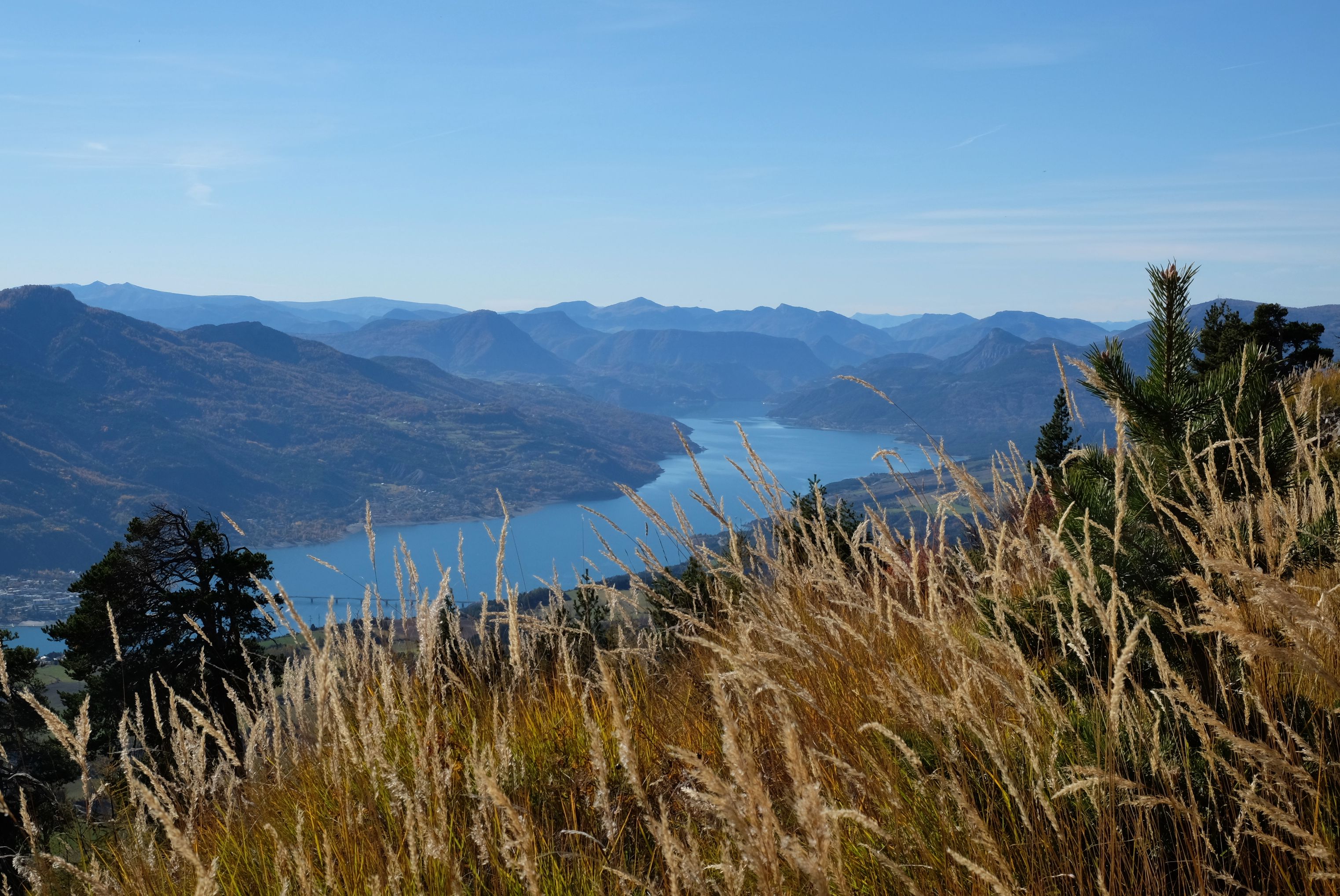 Vue d'exception sur le lac de Serre-Ponçon